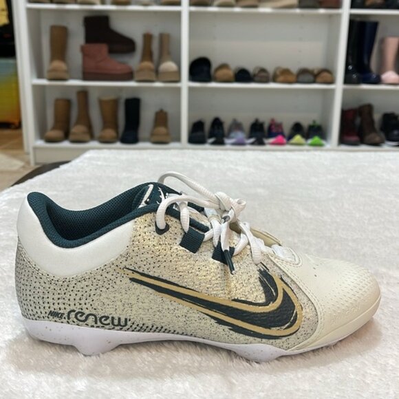 Nike Women's Hyperdiamond 4 Pro Metal Fastpitch Softball Cleats - Picture 2 of 4
